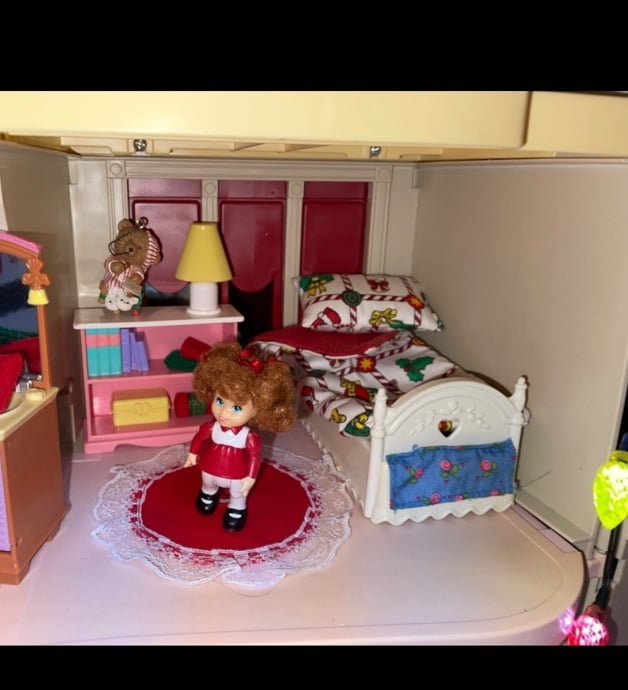 Home for the holidays girls room, girl, bed dollhouse , bookcase