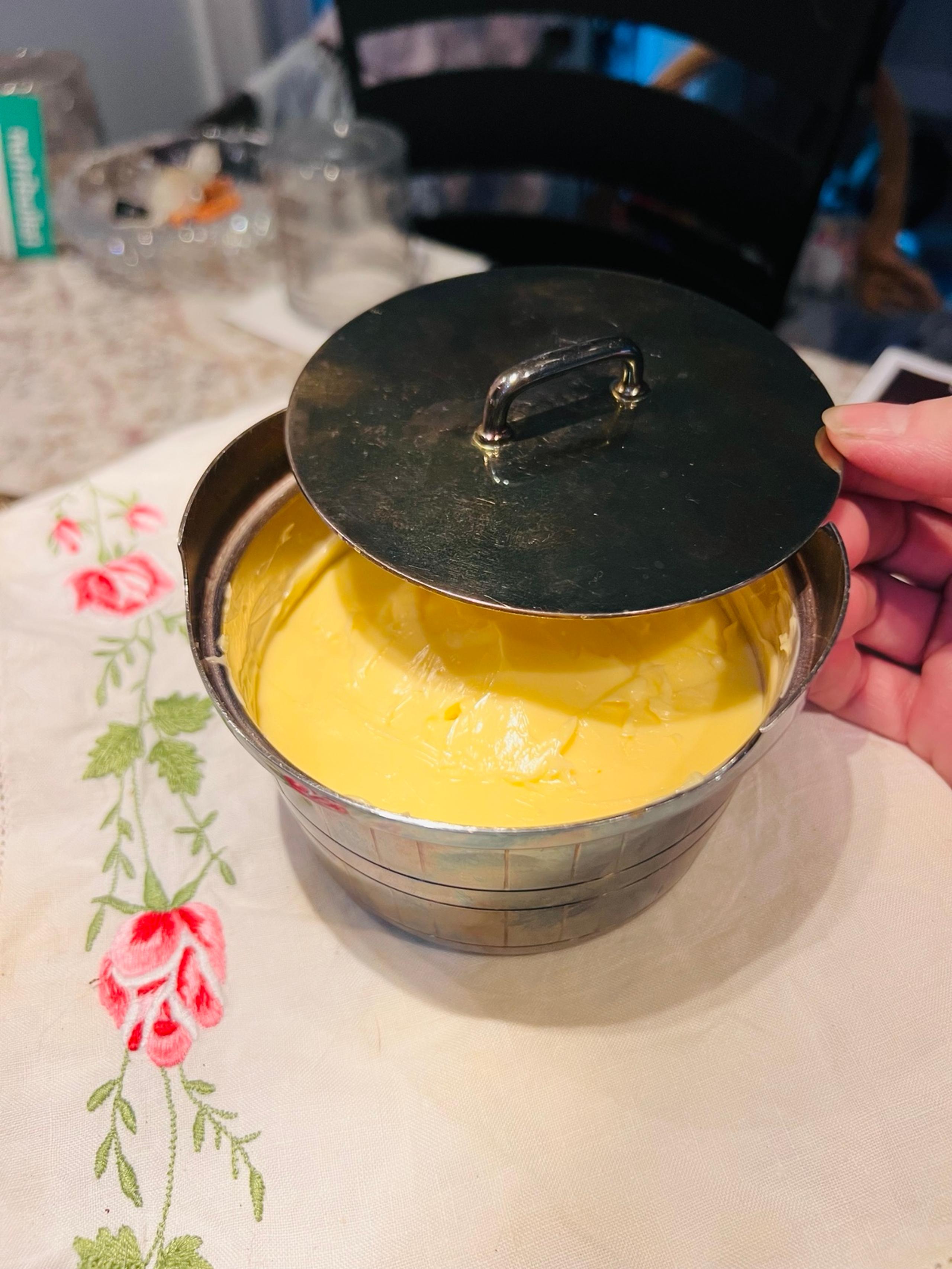 GORHAM SILVERPLATED BUTTER ‘basket’ container