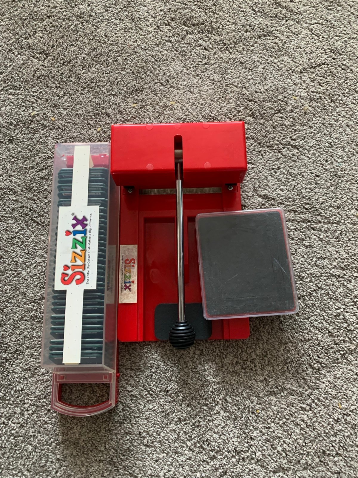 Lot Of Sizzix Big Shot Machine & Various Assorted Sizzlits Dies