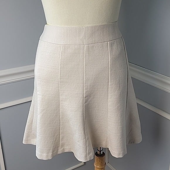 BANANA REPUBLIC Ivory Circle Fit & Flare 100% Cotton Lined Feminine Mini Skirt