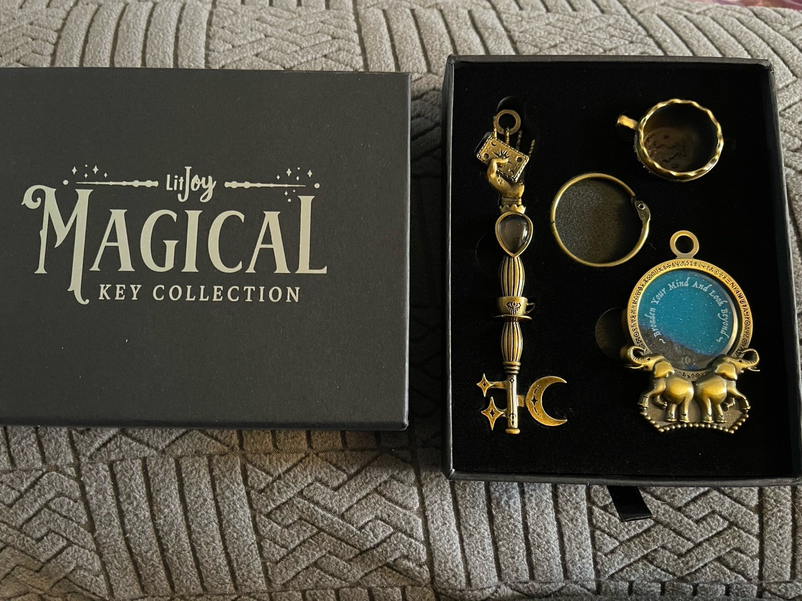 Litjoy Crate Magical Key The Grimm Teacup Divination Key
