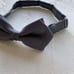 Gray bow tie, vintage, made in Japan, 100% silk, 100% polyester.