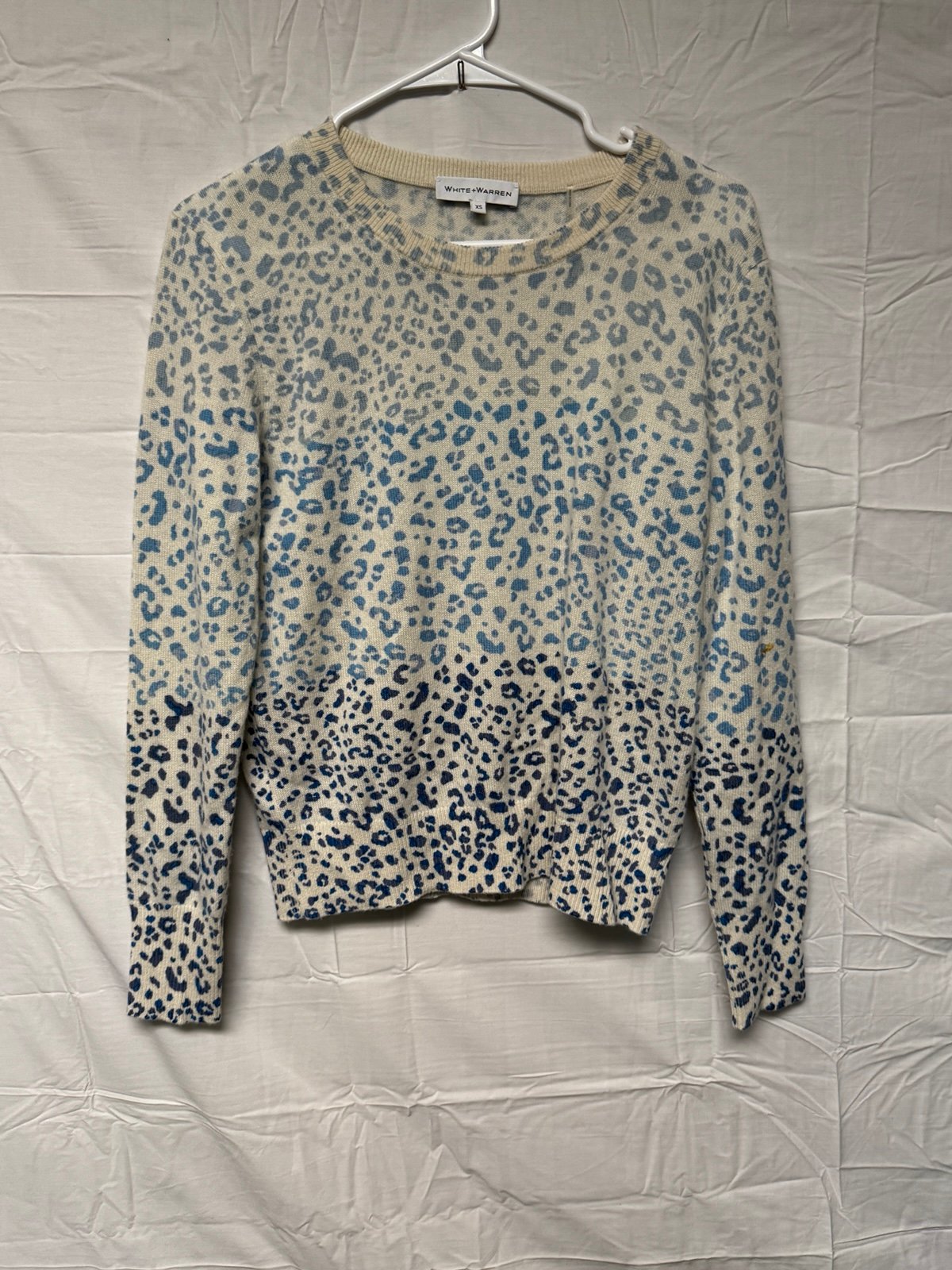 White and Warren 100% cashmere pullover sweater animal print size x small