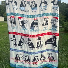 Vintage 1988 Vuteks Penguin Plush Blanket