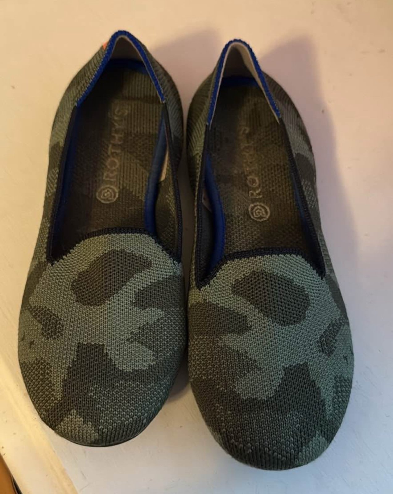 Girls Rothy’s size 1