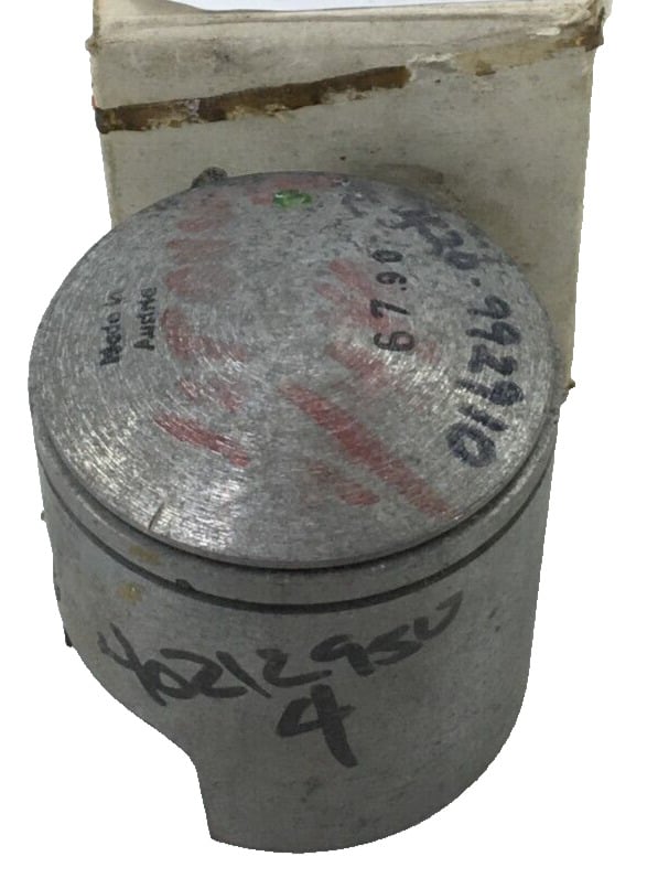 OEM SKI-DOO ROTAX LEFT HAND PISTON OVERSIZED BORE 67.90 FOR 440 MODELS
