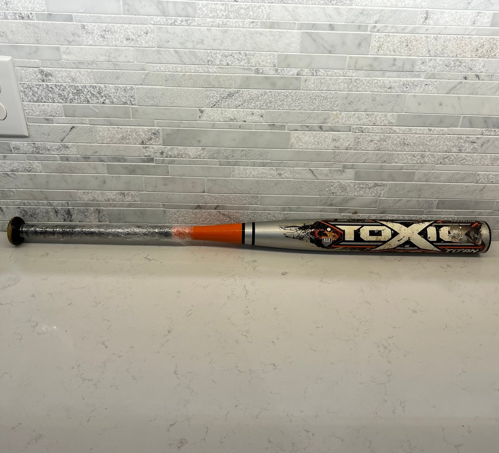 Worth Toxic Titan Softball Bat 2 1/4” Diameter / Used No Cracks Need Regripped