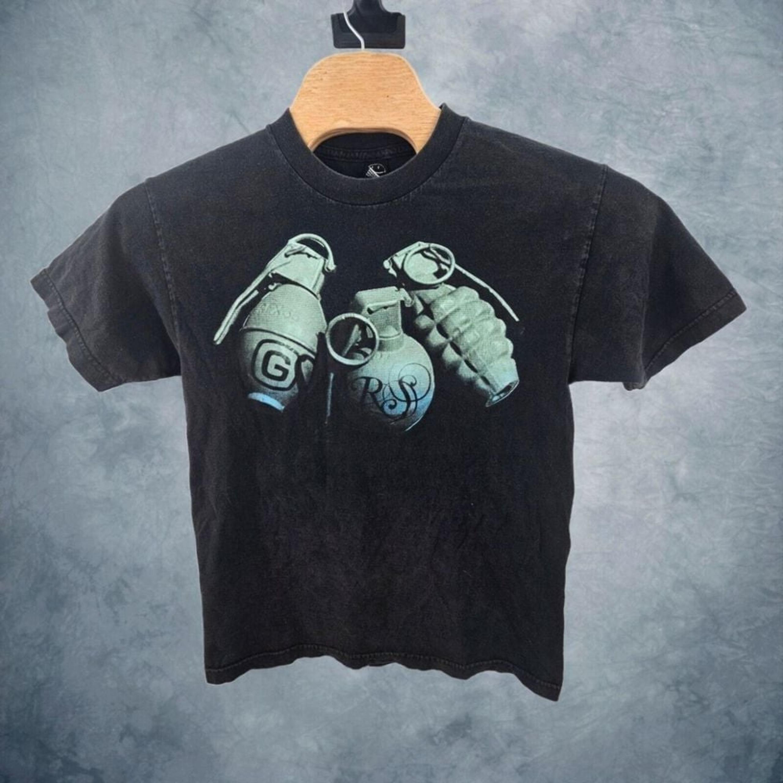 VTG Rogue Status Shirt Size Medium Black Grenade Logo Streetwear Grunge Y2K Men