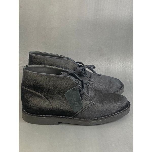 Clarks Womens Desert Genuine Calf Hair black Chukka boot shoes size 10
