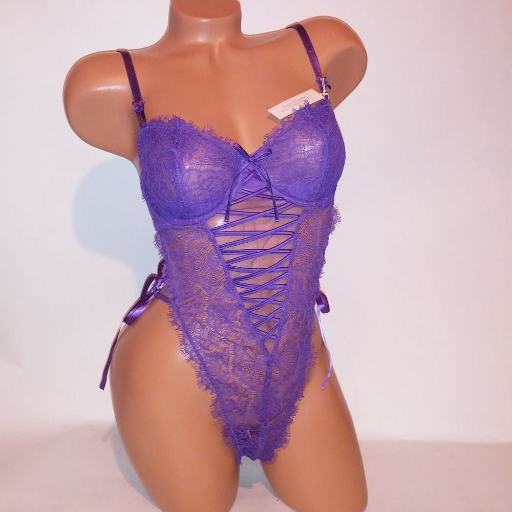 Victoria Secret Lingerie Teddy One Piece Bodysuit Medium Purple Allover Lace New