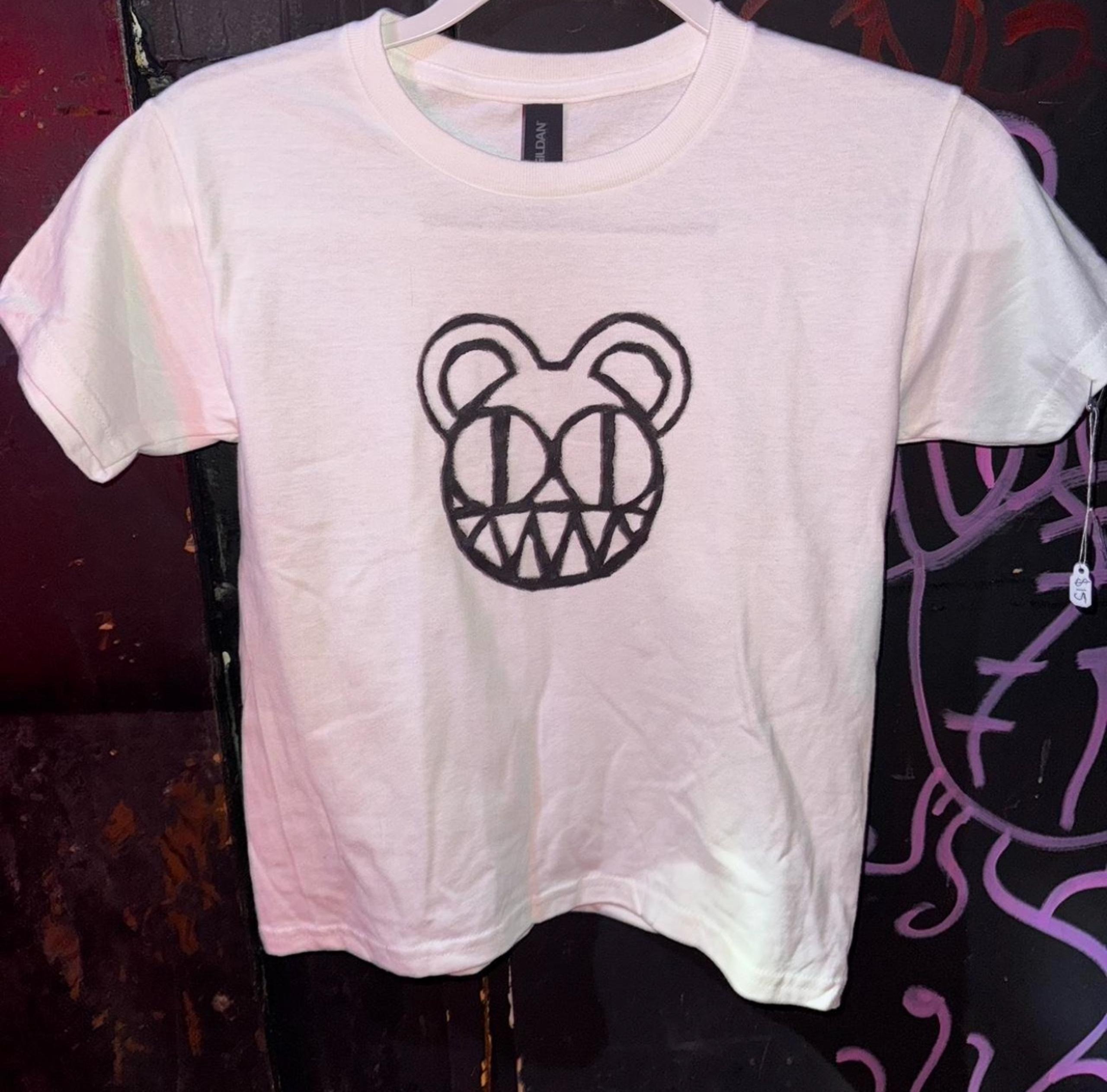 Never worn Radiohead graphic XS Gildan graphic tee.