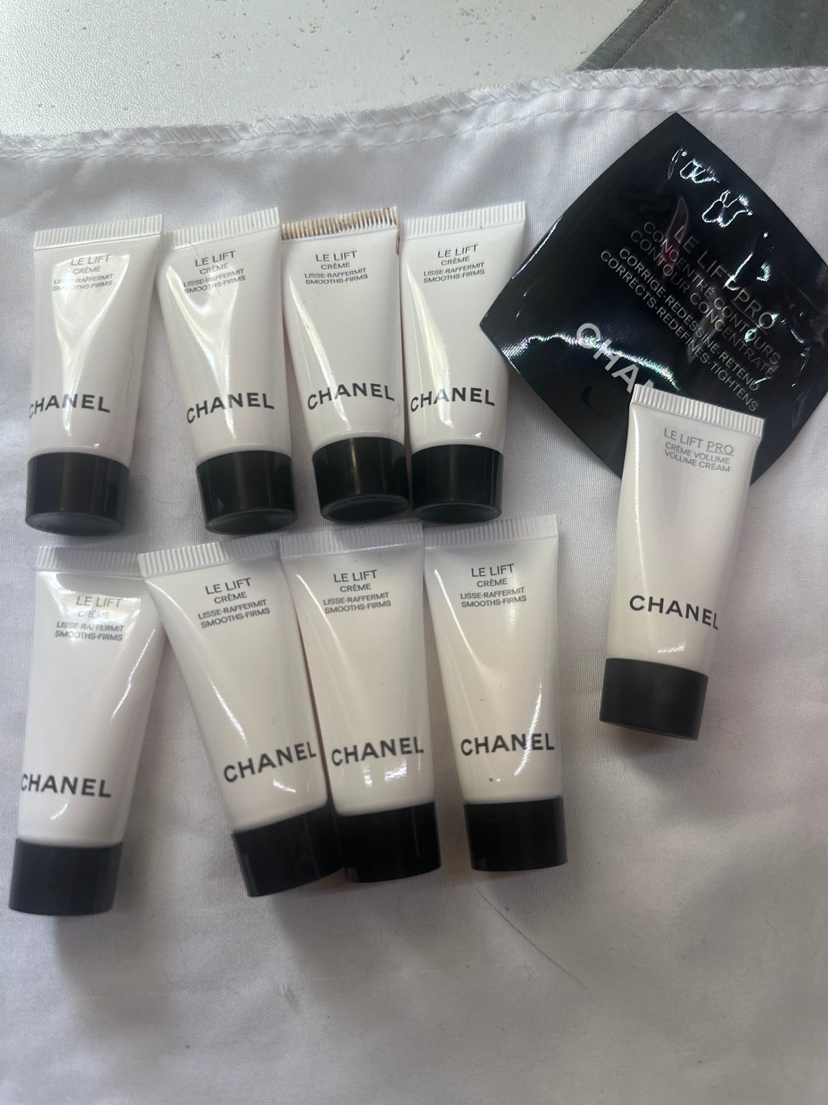 8x chanel le lift creme 5ml