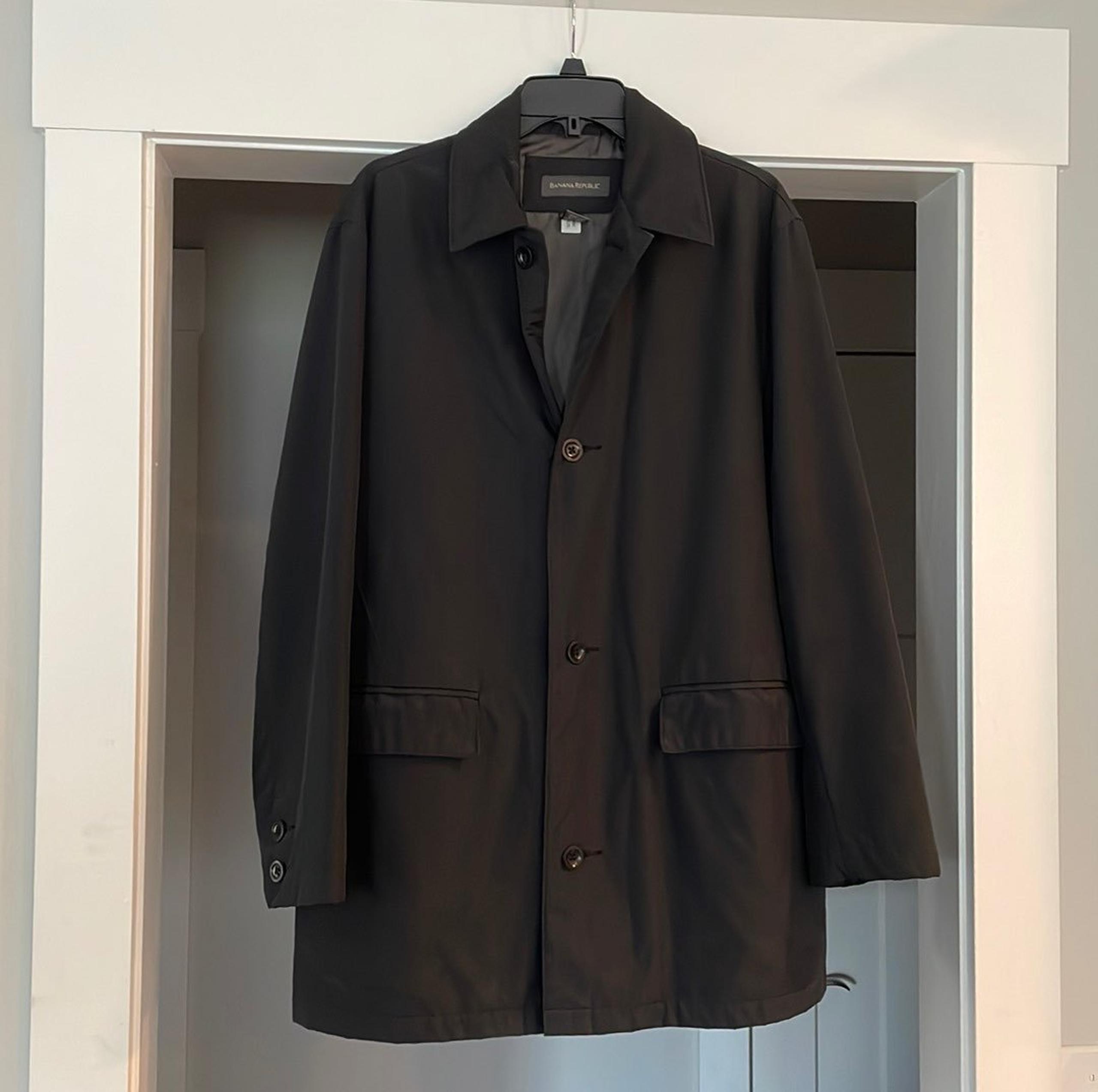 Banana Republic Men’s Trench Coat