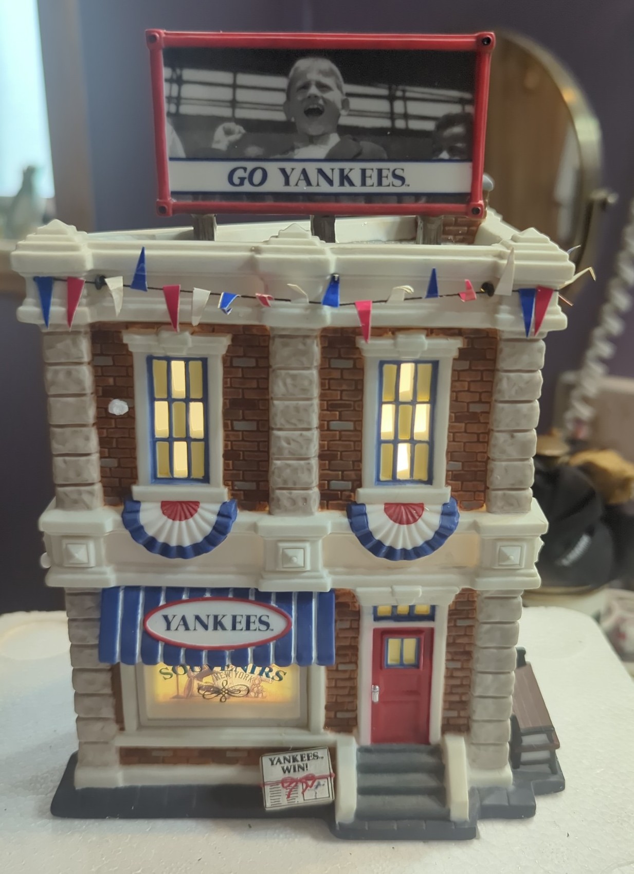 Dept 56 NEW YORK YANKEES