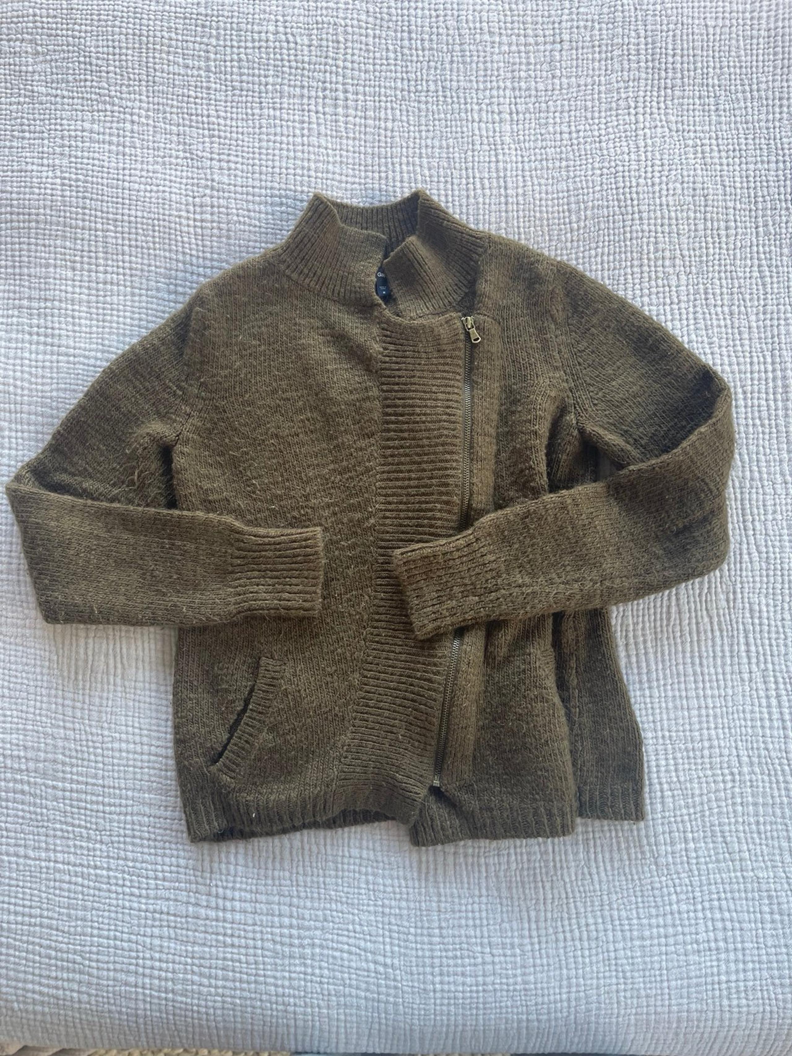 GAP green side zipper sweater