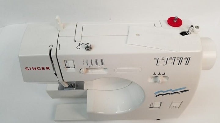 Singer 30215 Sewing Machine