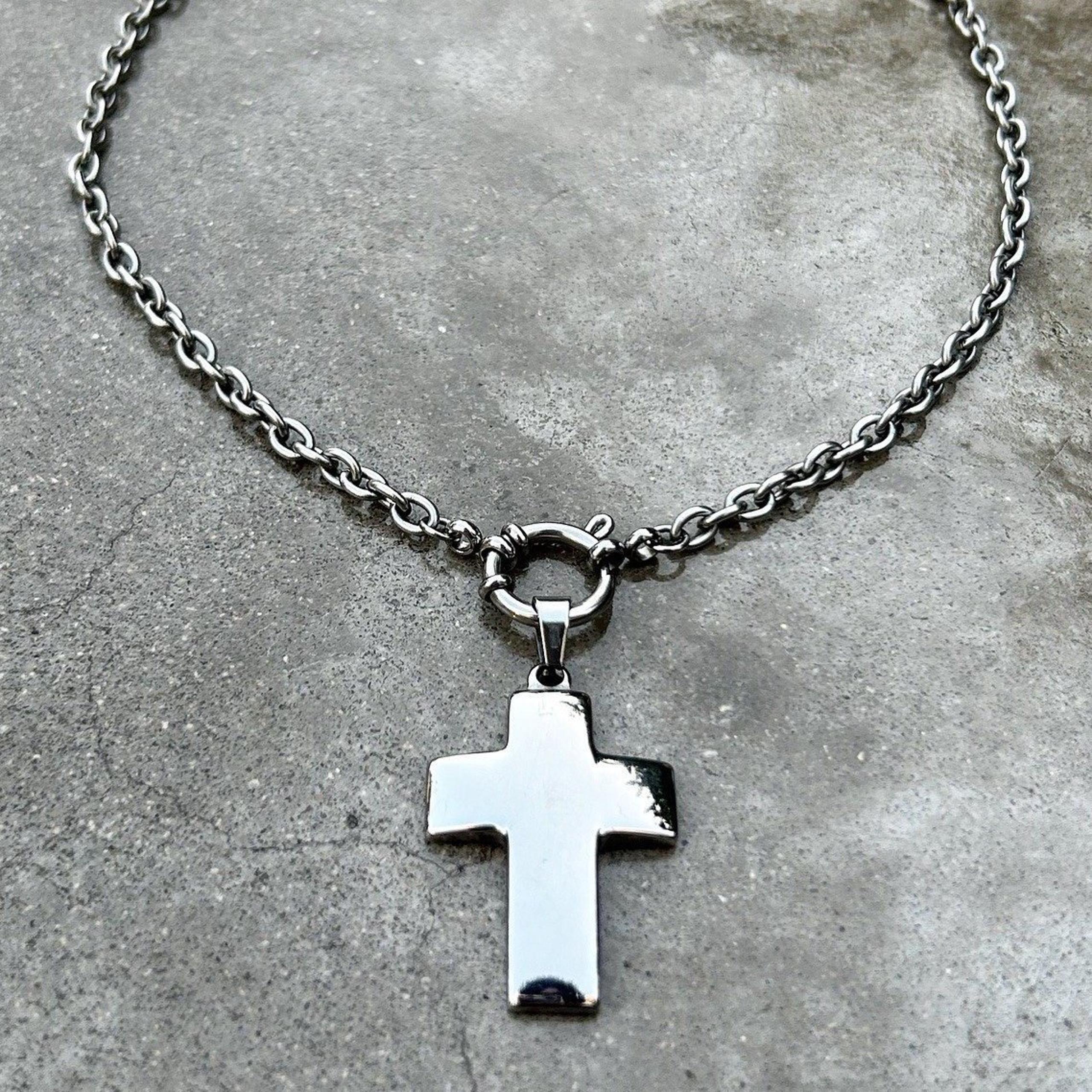 Stainless steel grunge gothic cross pendant necklace with O ring hardware