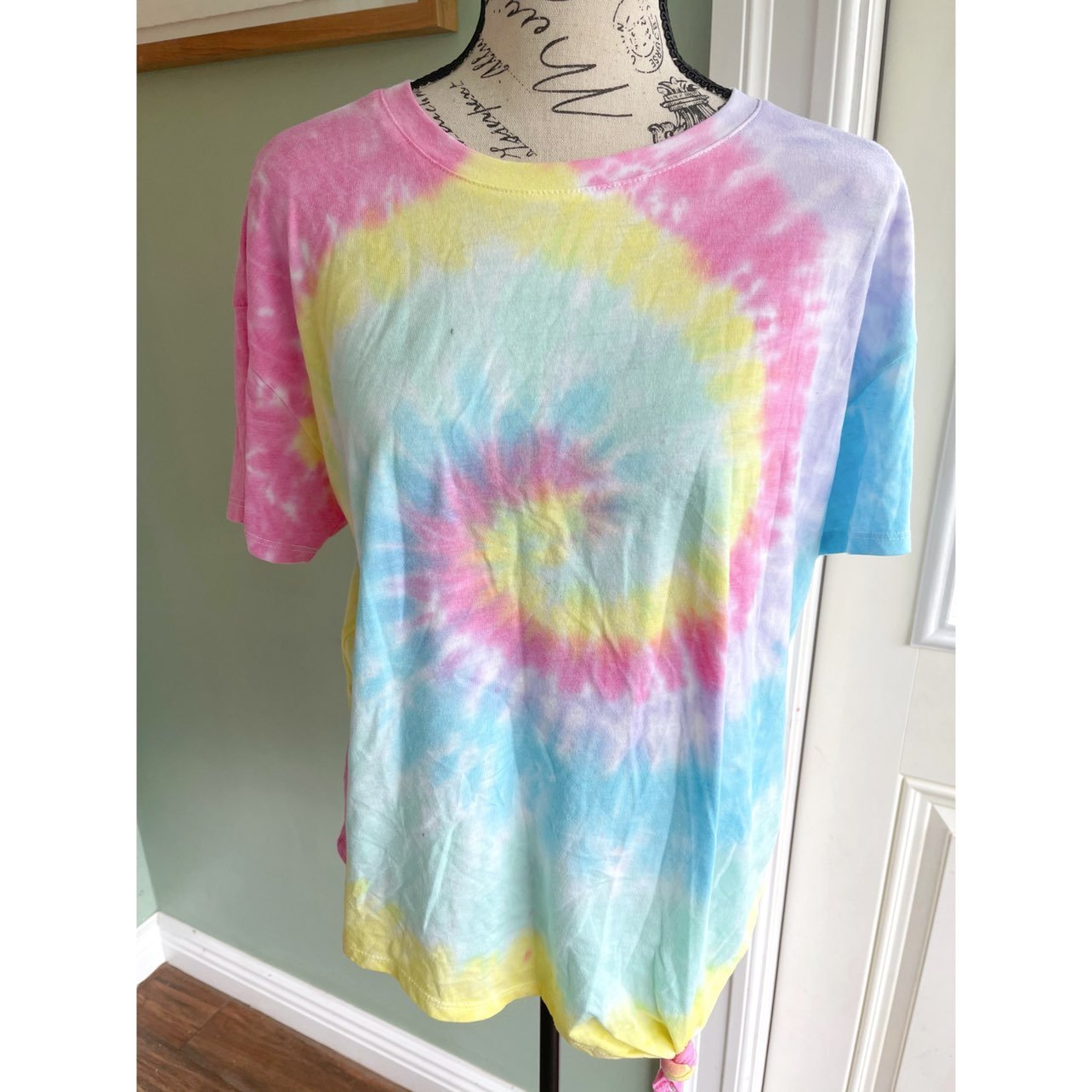 NWOT Generation Love Yooni Spiral Tie Dy