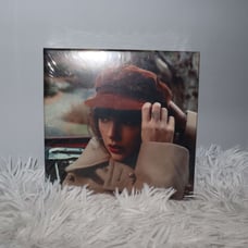 Red Taylor Version puzzle- Brand new