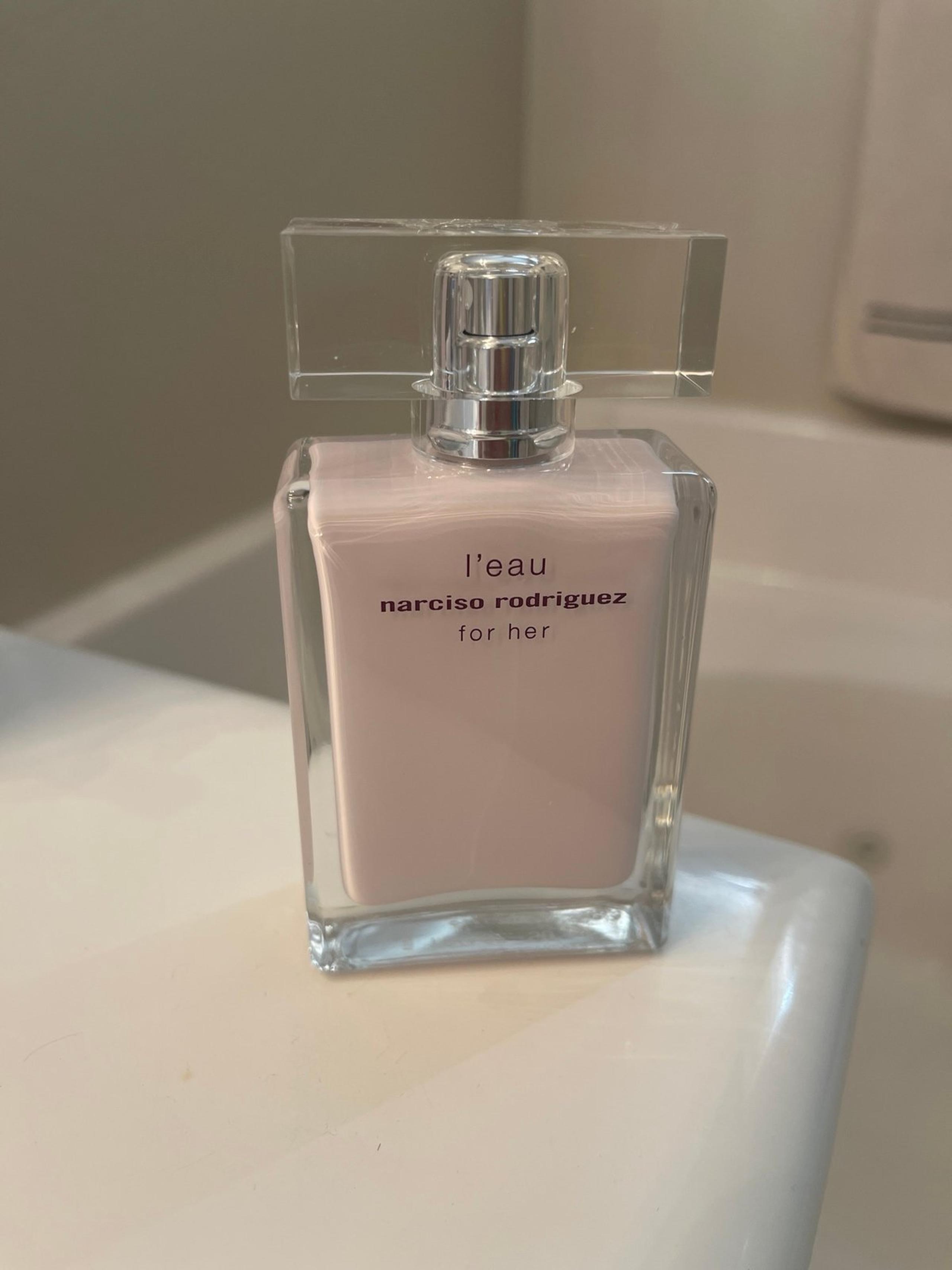 l’eau NARCISO RODRIGUEZ for her 1.6 fl oz eau de toilette