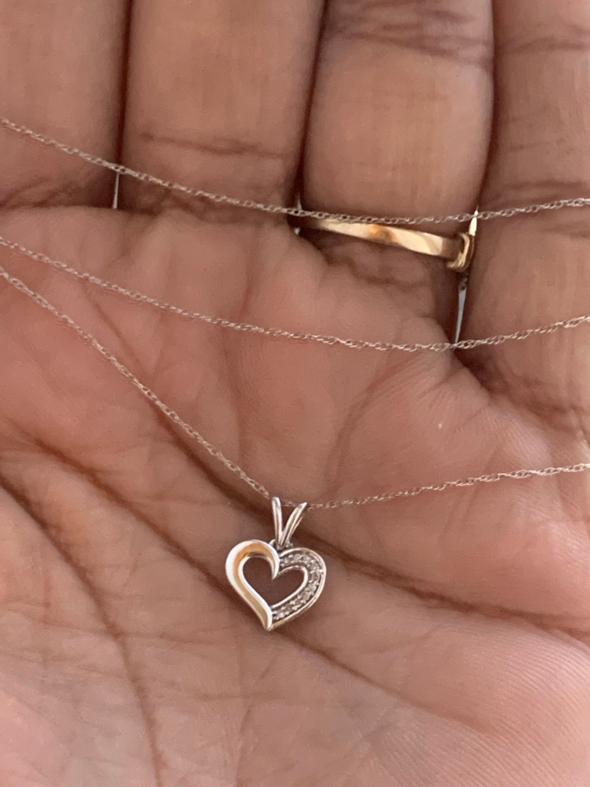 Zales - 10k Wg diamond heart necklace- FIRM