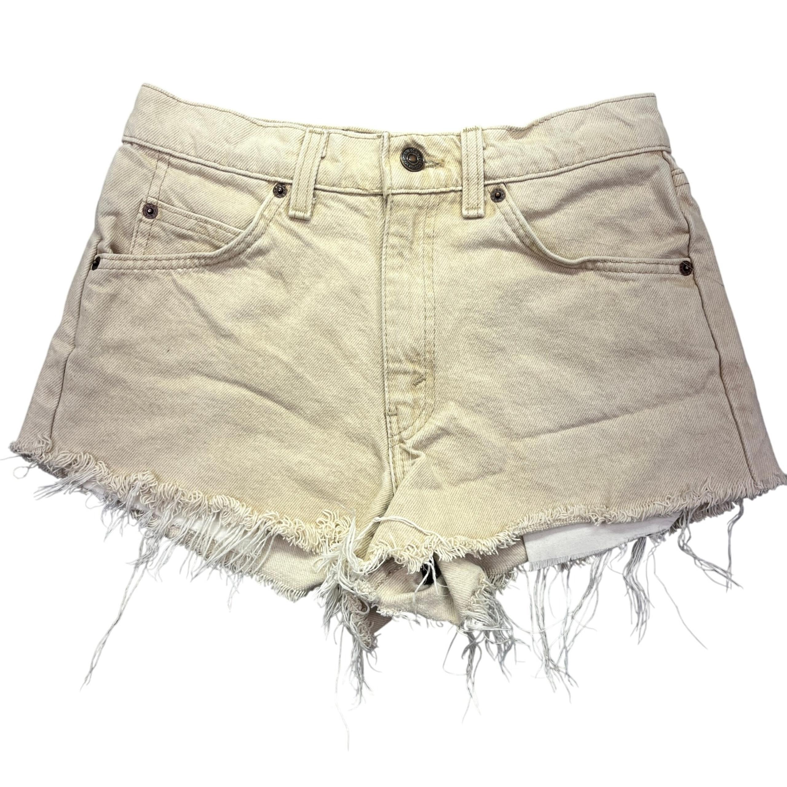 VTG Levis 550 Relaxed Fit Denim Shorts Frayed Hem Beige W29 Fits 27" Y2K 97