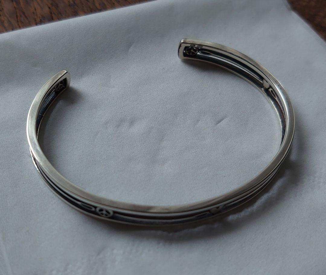 アクセサリー KAHIKO SILVER BANGLE NEEDLE KAHIKO Silver Bangle Needle