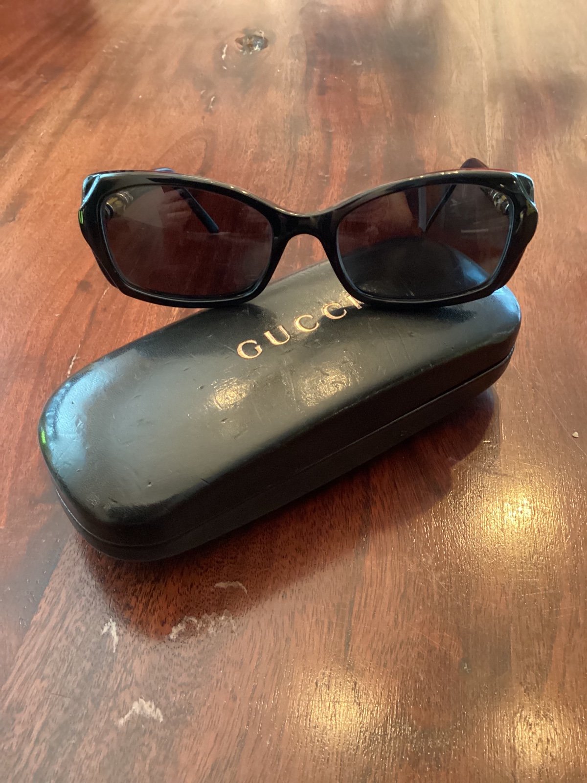 Gucci sunglasses /Frame Bamboo Accent