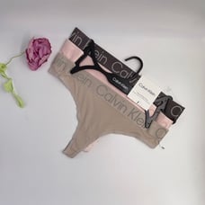 Medium NWT Calvin Klein mid-rise 3pack Thong Wide Band