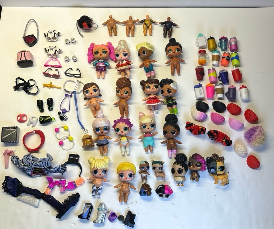 LOL Doll Lot (bundle)