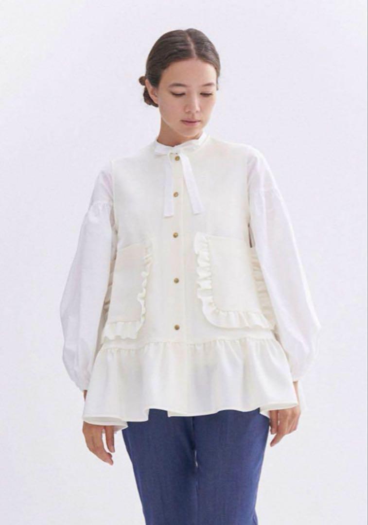 Yori Pocket Frill Gilet White