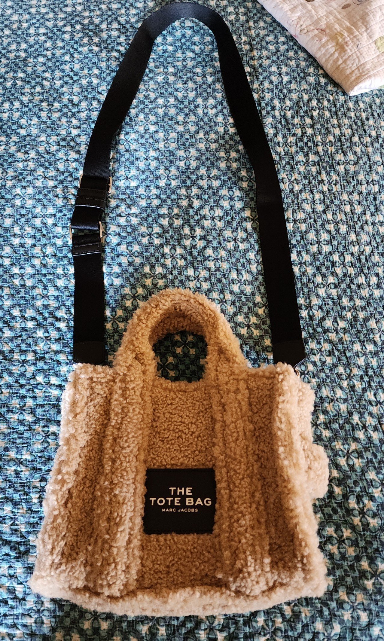 Marc Jacobs The Tote Bag Fluffy Shearling Purse, New