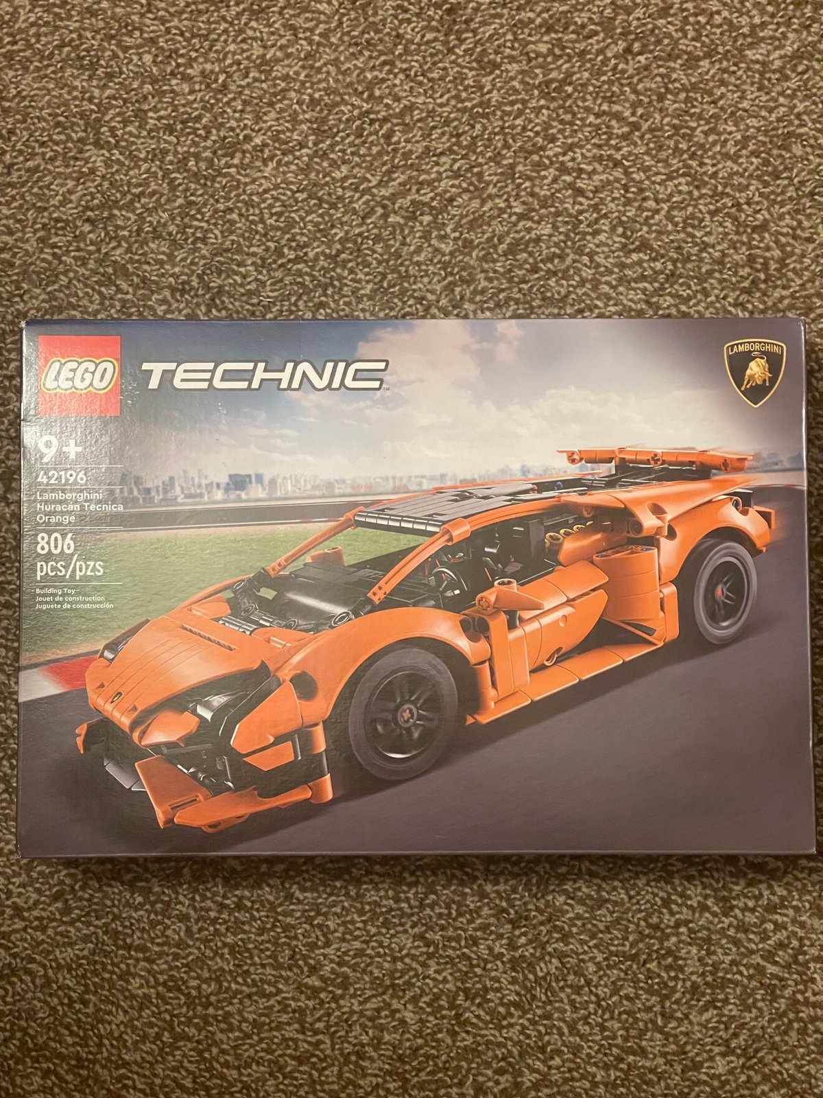 *New* LEGO Technic 42196 - Lamborghini Huracán Tecnica Orange - 806 pcs