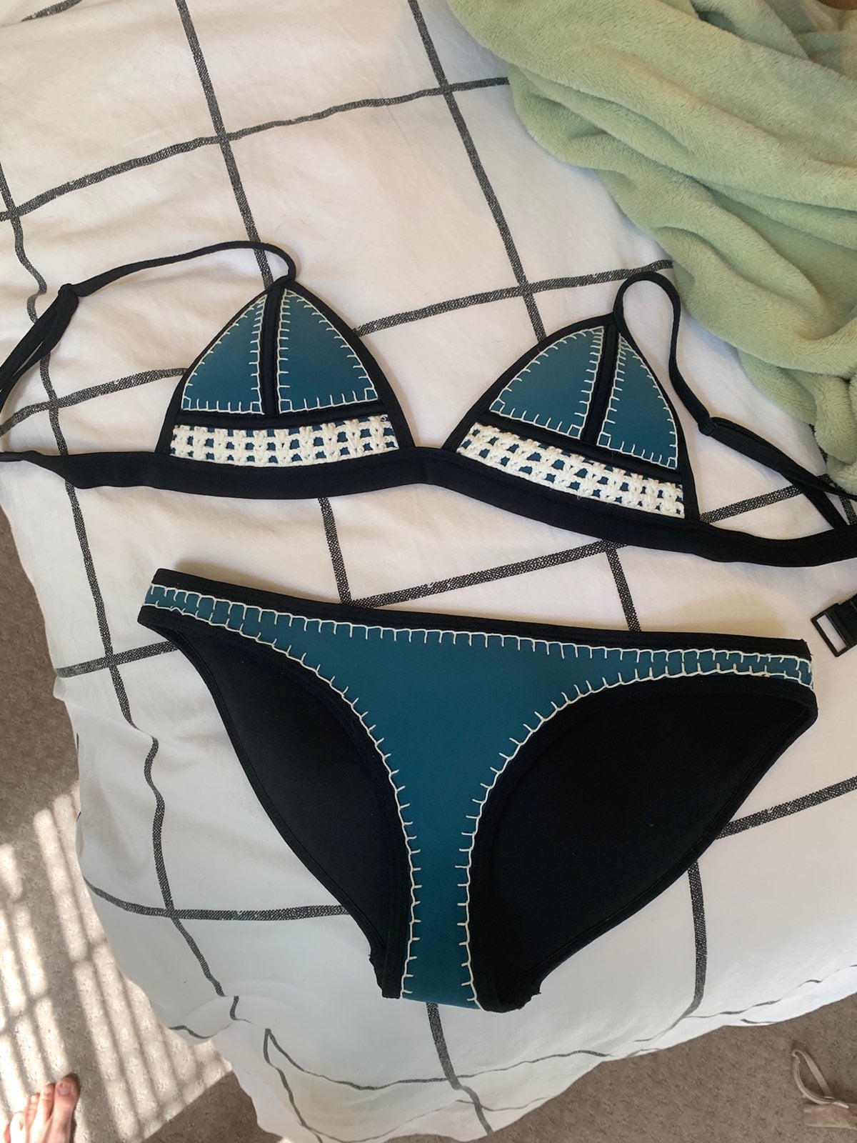 triangl bikini (discontinued)