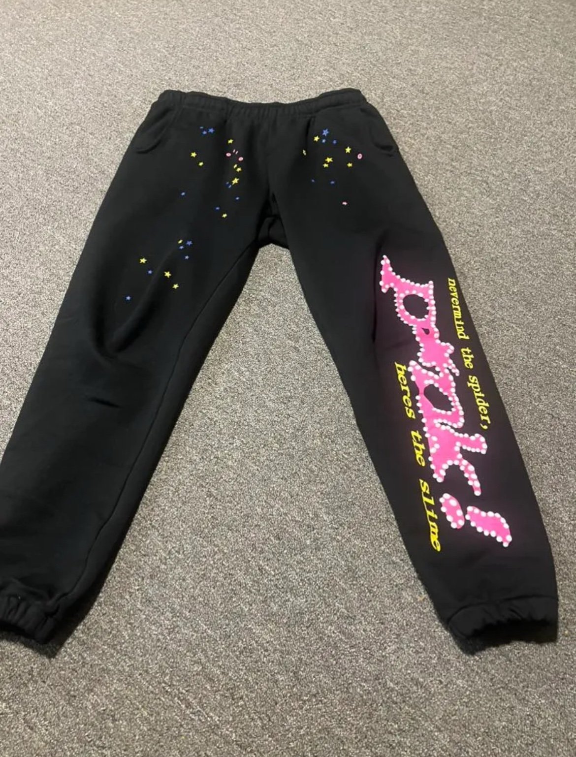 Spider sweatpants black and pink