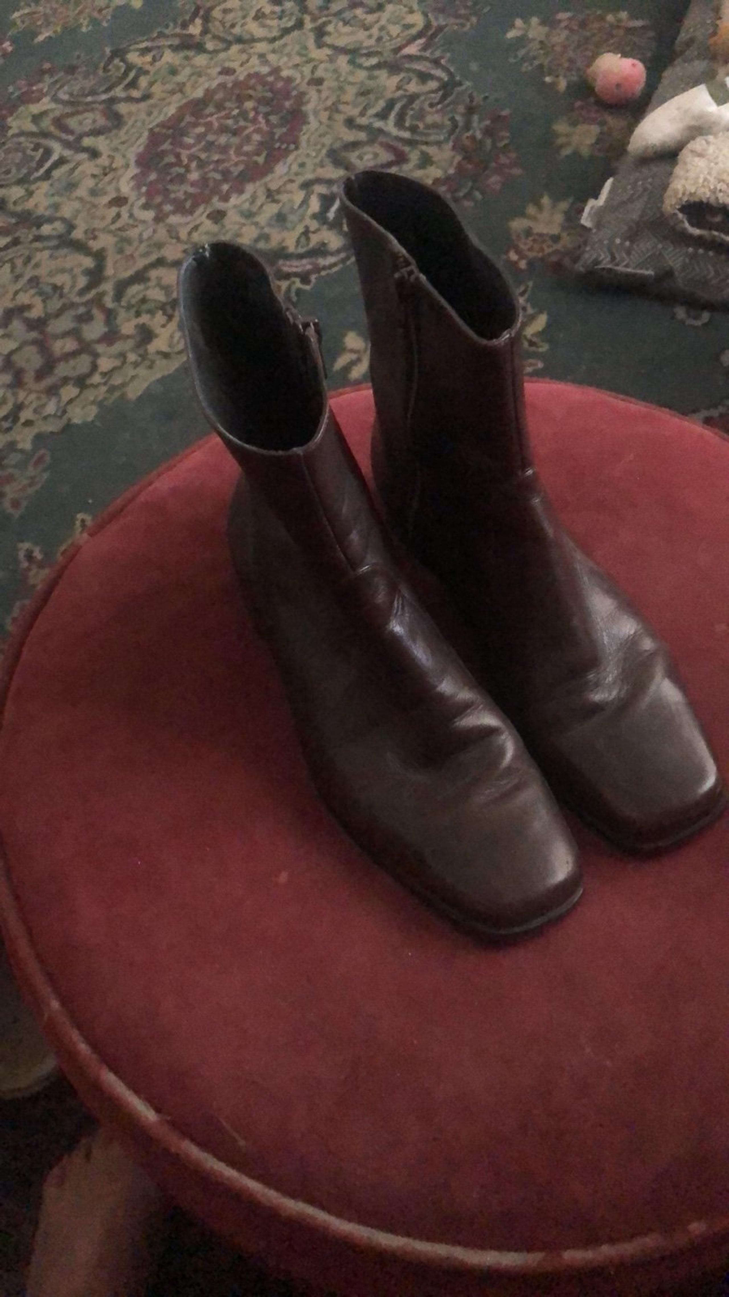 Ettienne Aigner Leather Ankle Boot 8M