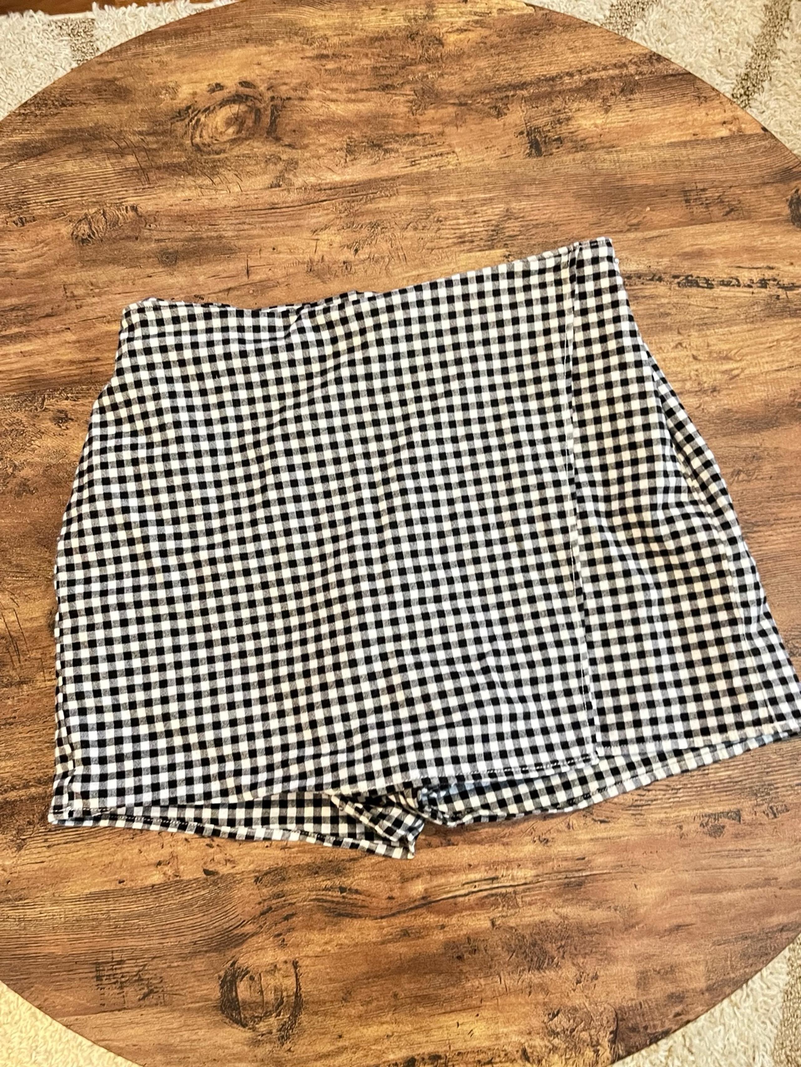 Hollister skort