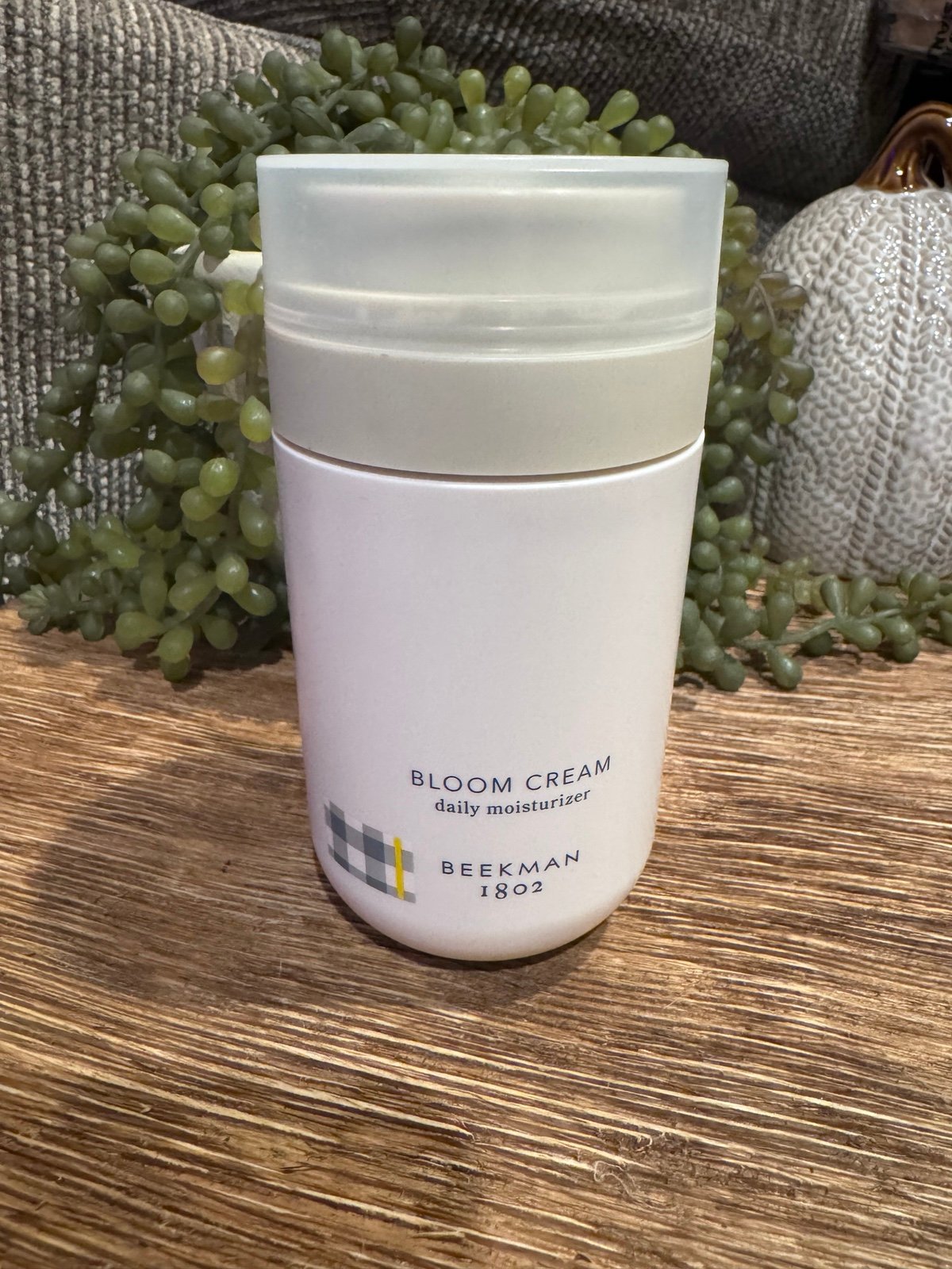 Beekman jumbo bloom cream