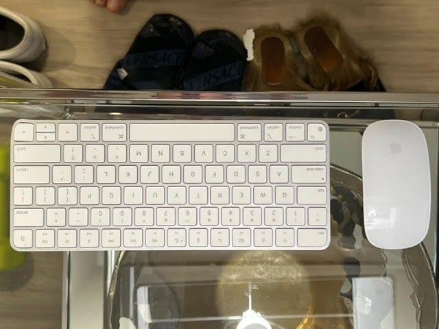 Apple Magic Keyboard 2 and Magic Mouse 2 Wireless Kit - EXCELLENT CONDITION