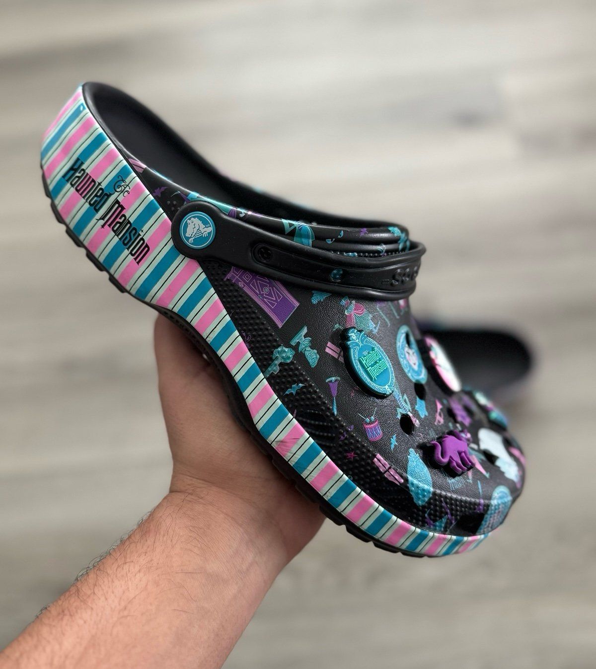Walt Disney World Disneyland Haunted Mansion Crocs Mens Shoes - sz 11