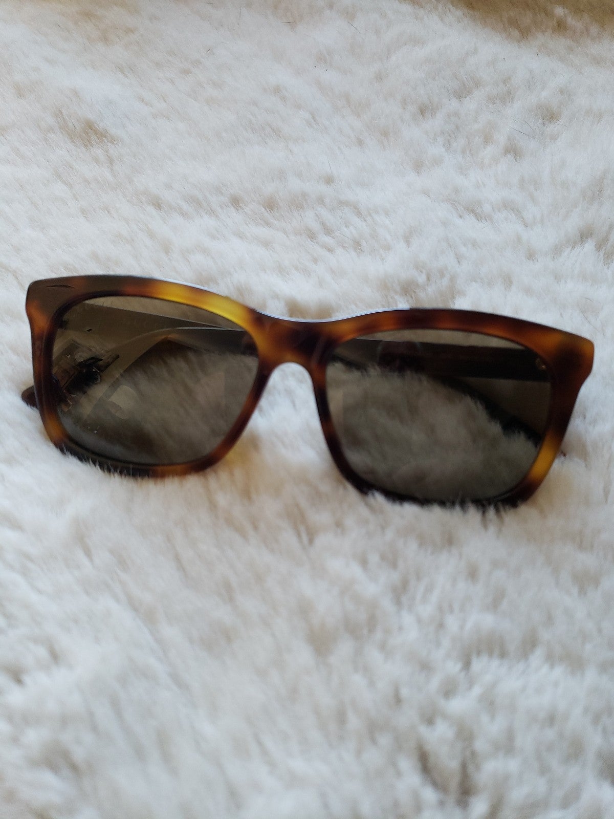 Authentic Gucci Sunglasses Model GG0449S 450 Retail Free Ship! NM
