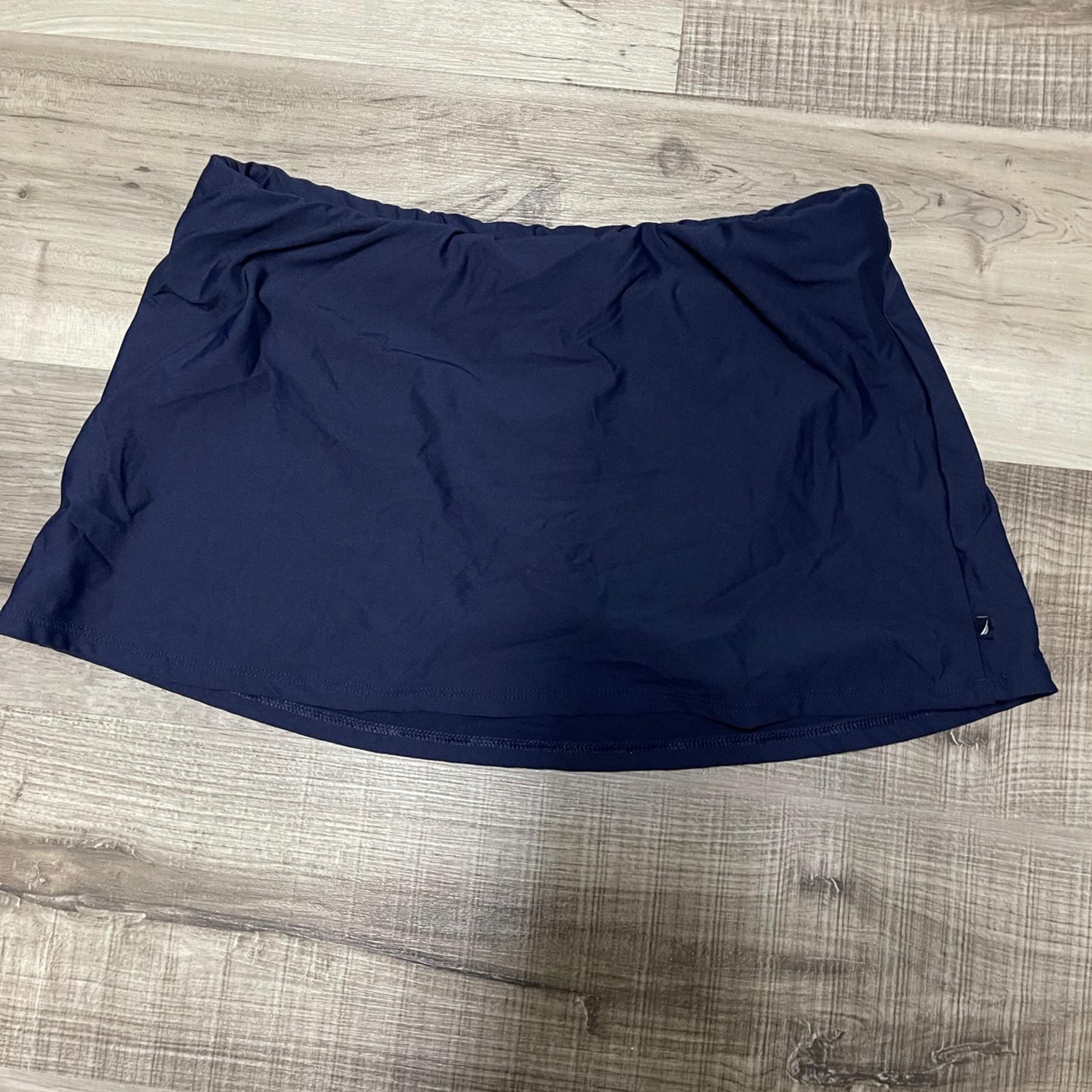 Nautica Swim Skirt size 6
