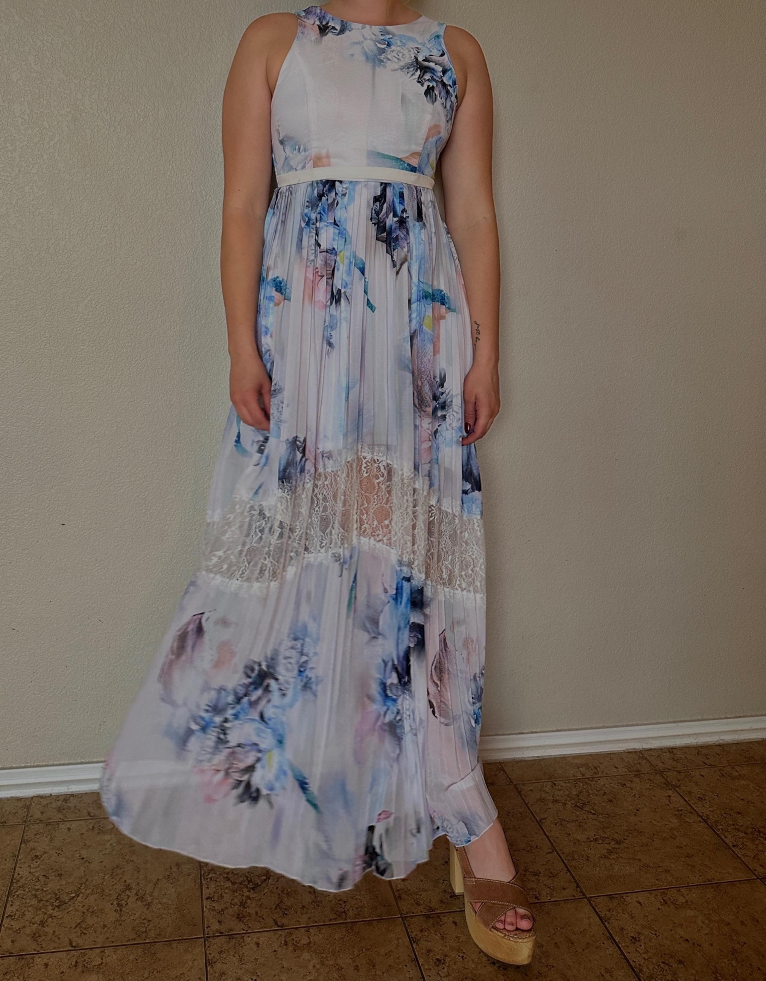Women’s Little Mistress Maxi Dress Size 8