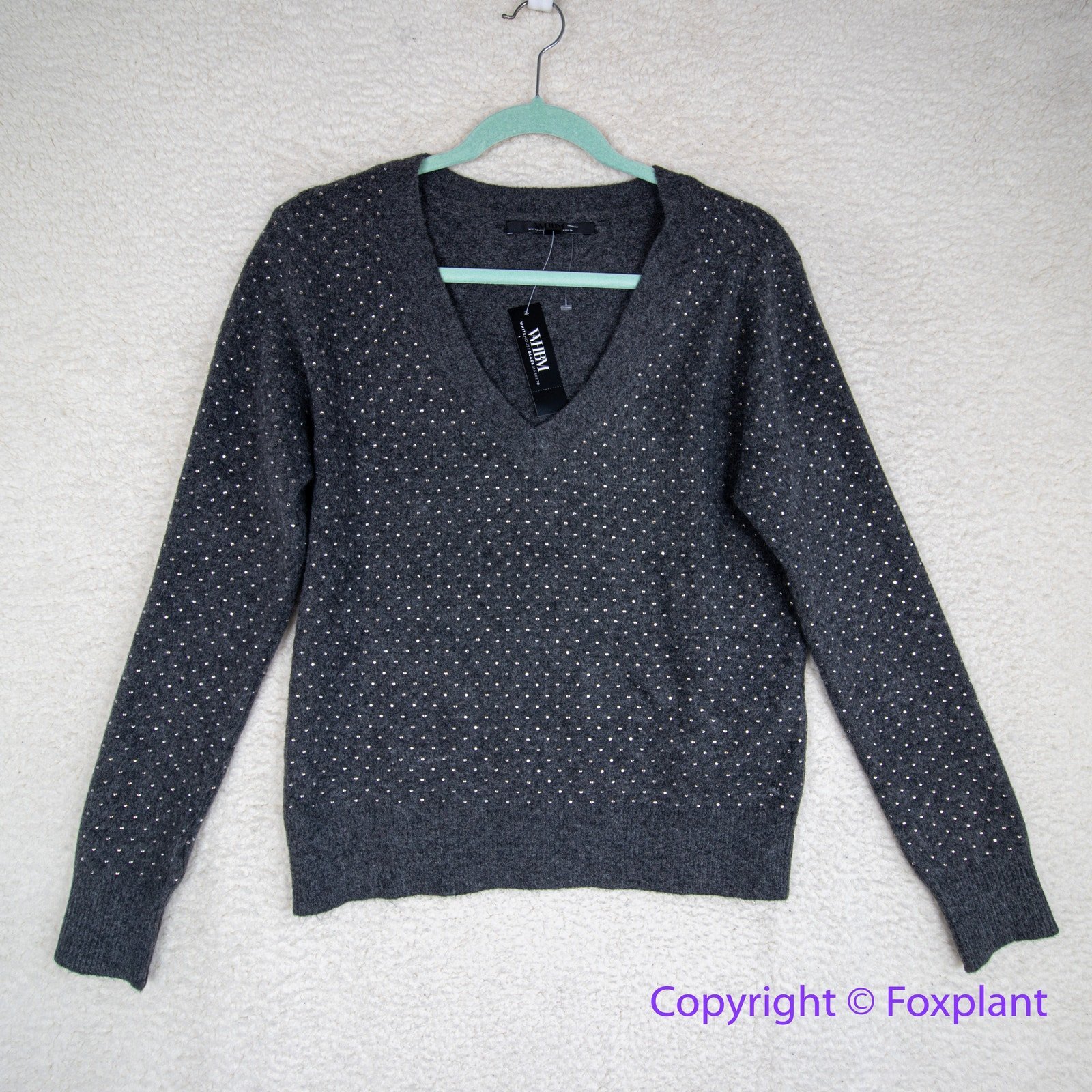 New! White House Black Market Embellished V-Neck Sweater grey, size XS