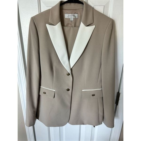 Tahari Arthur S Levine American Faith Blazer suit two Button Beige White Size 1