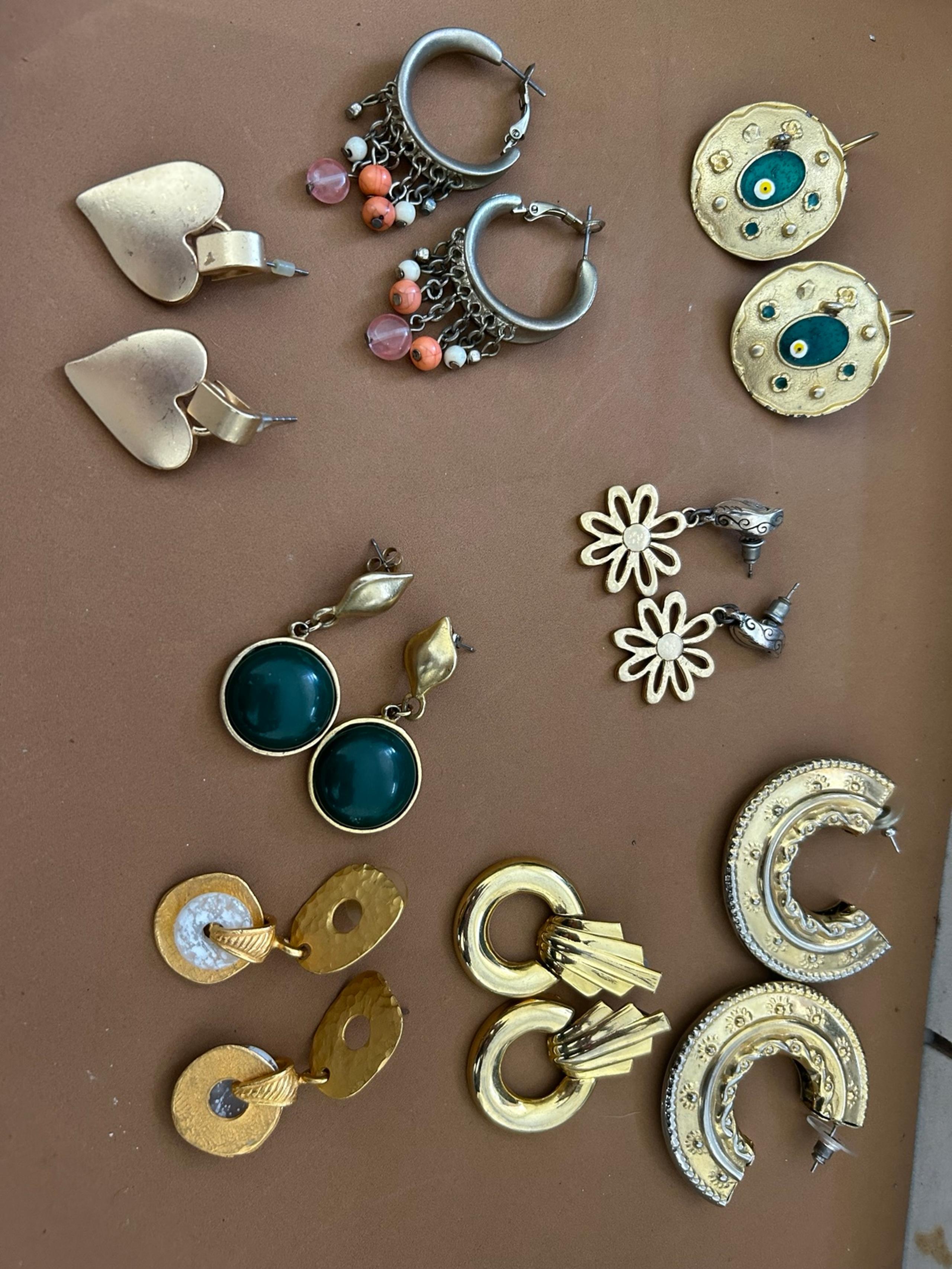 Earring lot vintage to modern 8 pairs