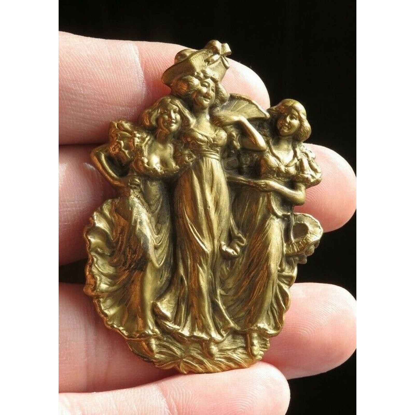 Antique Victorian Brooch Lady Ladies 3 Muses Repousse Nouveau (VT29)