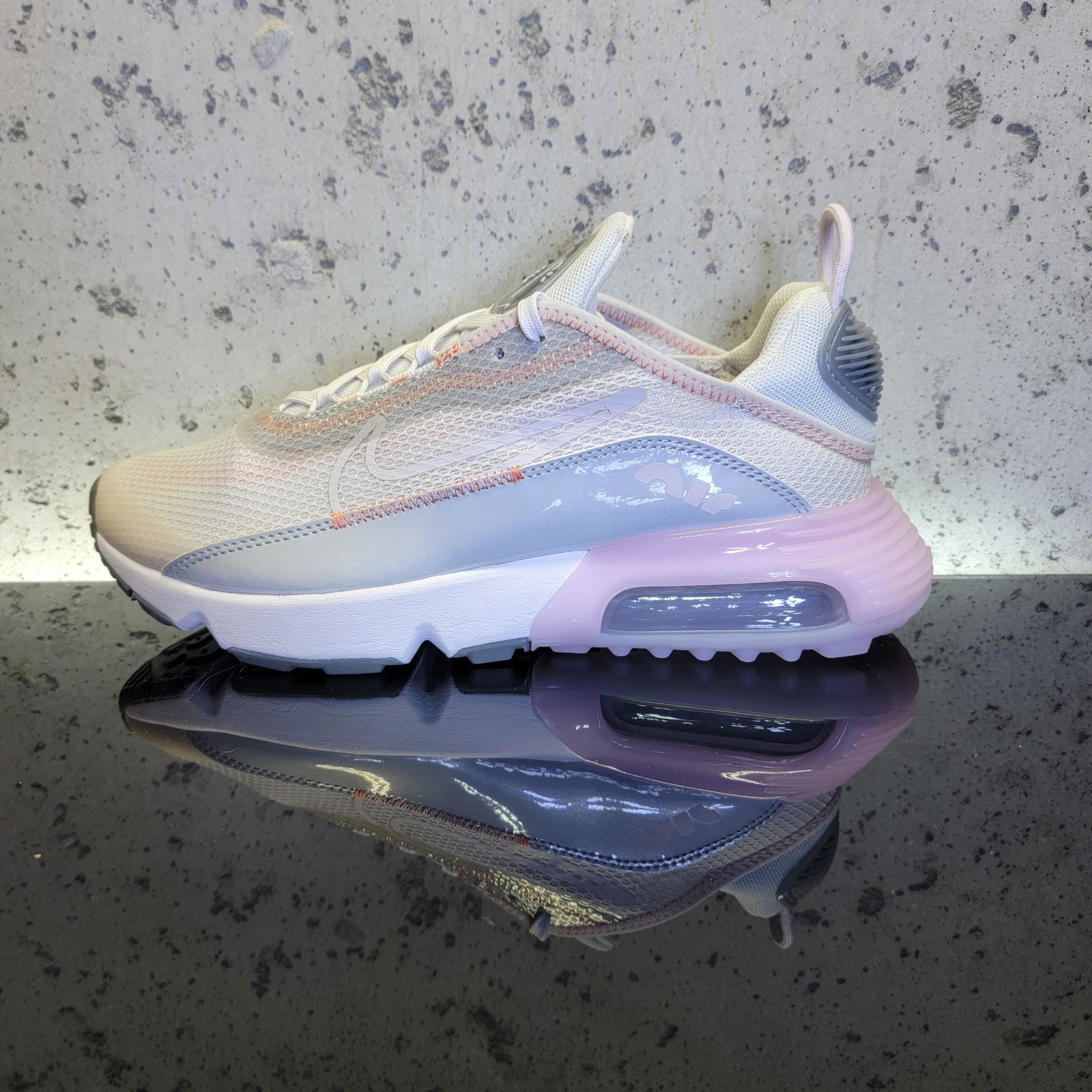 MSRP 160, Nike Air Max 2090 Platinum Athletic Shoes, colors Platinum Tint/Light
