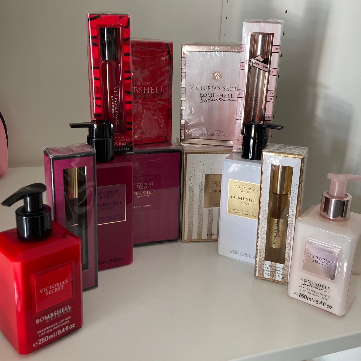 Large Bombshell Fragrance Collection Victoria’s Secret Bundle 400 retail value