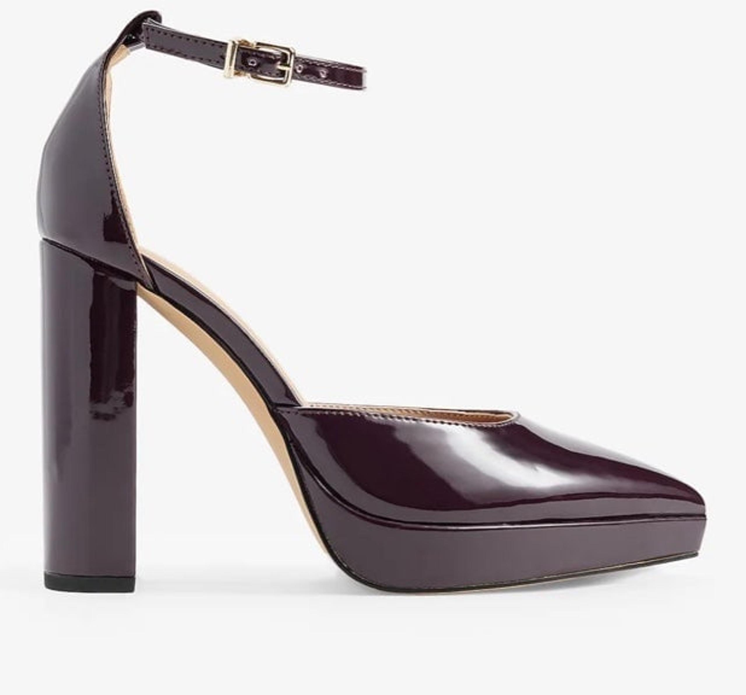 NWT Express Closed Pointed Toe Platform Pumps 7 (LAST FINAL PRICE 59.16)